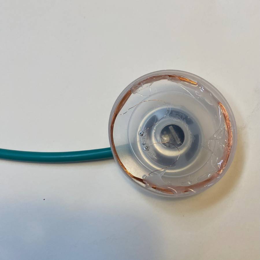 haut-parleur-sur-stethoscope.jpeg haut-parleur-sur-stethoscope.jpeg